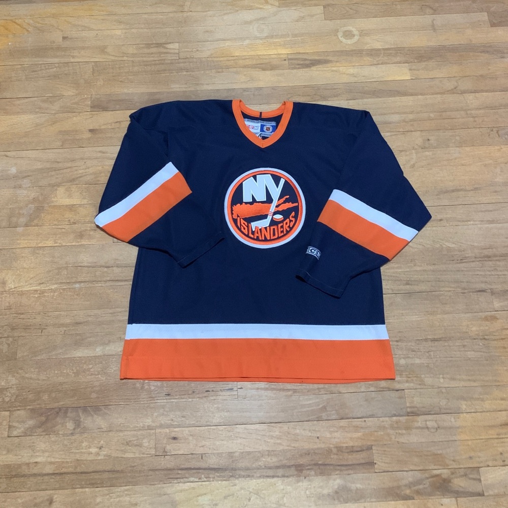 Vintage New York Islanders CCM Hockey Jersey - Size XL